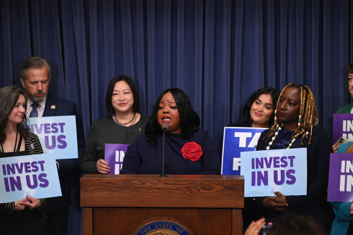 State Senator Lakesia Collins joins the Illinois Revenue Alliance press conference