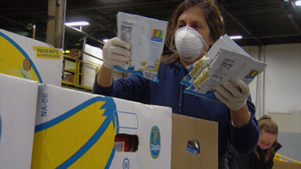 maskedvolunteer 042320