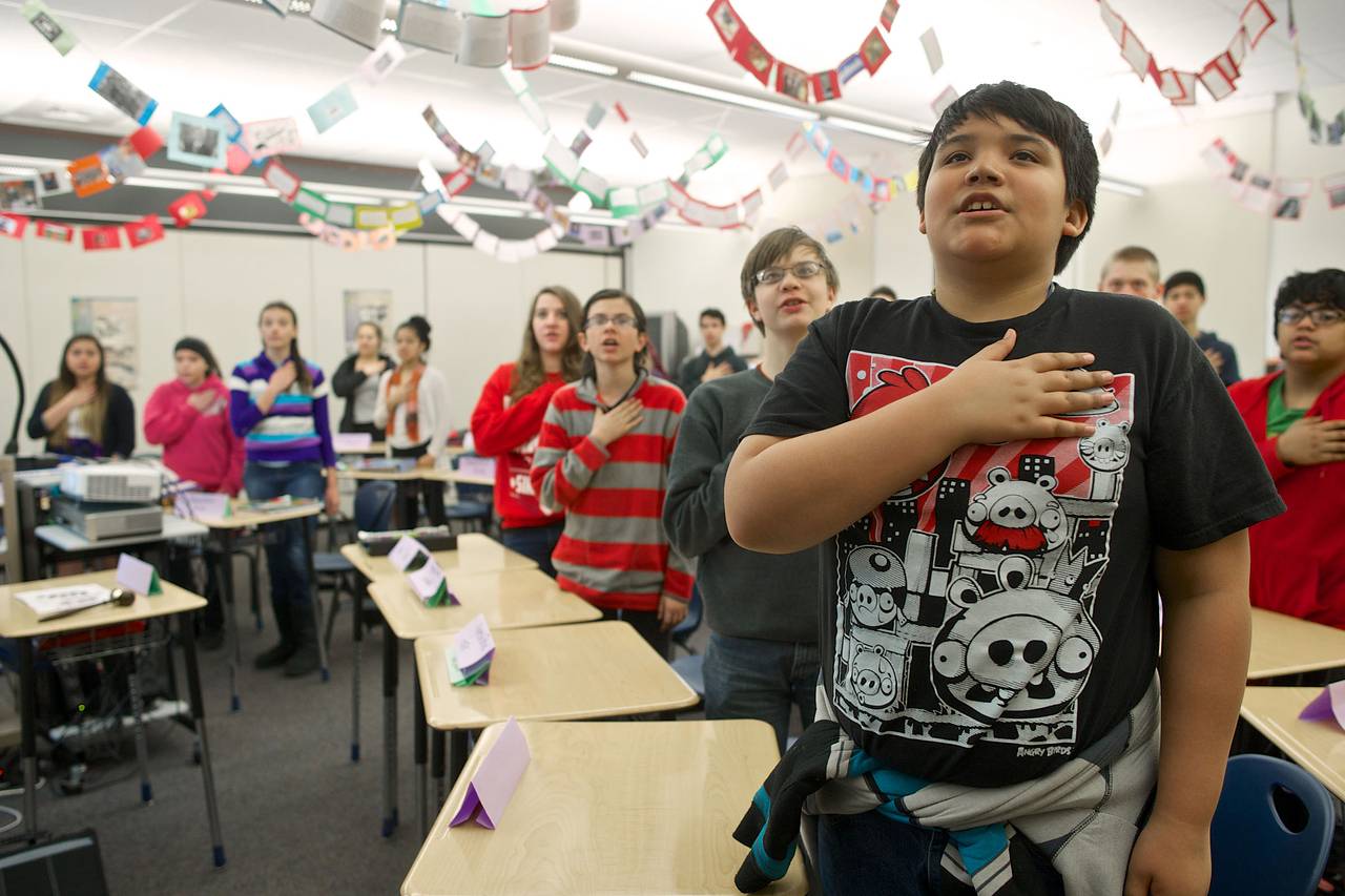 Students Pledge of Allegiance