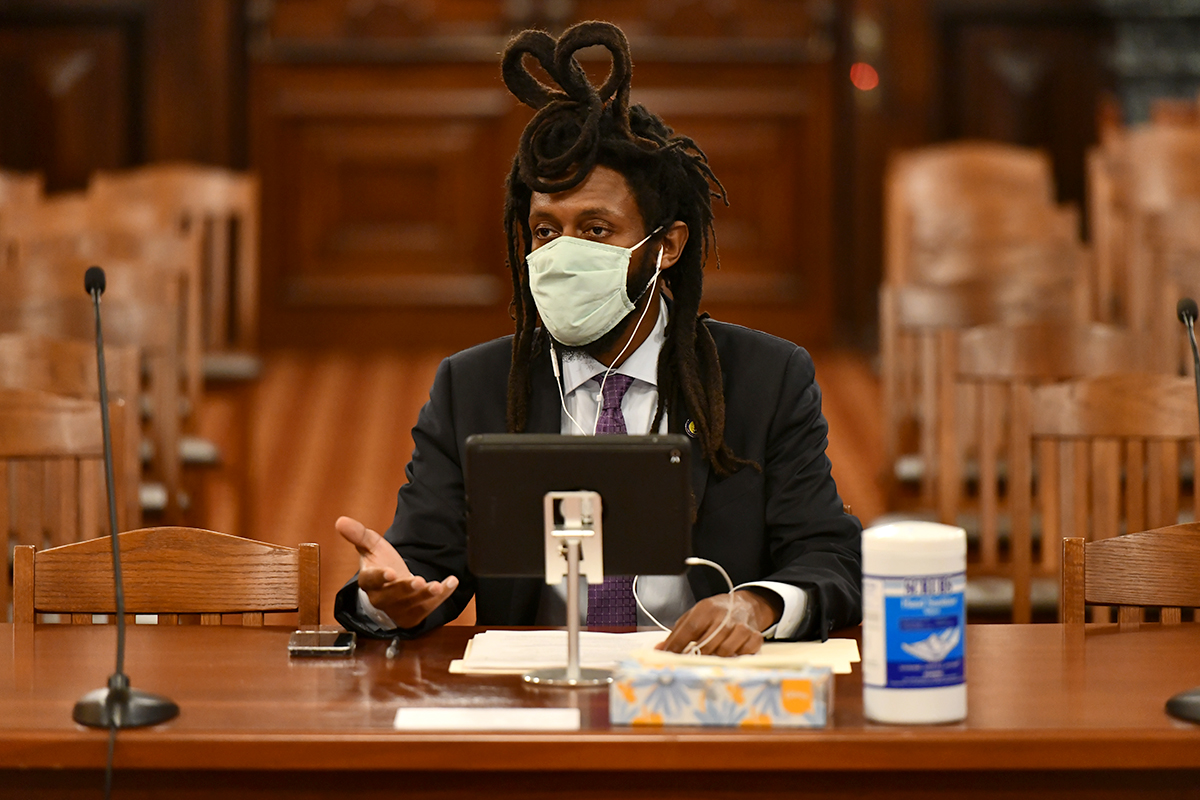 Sen. Mike Simmons