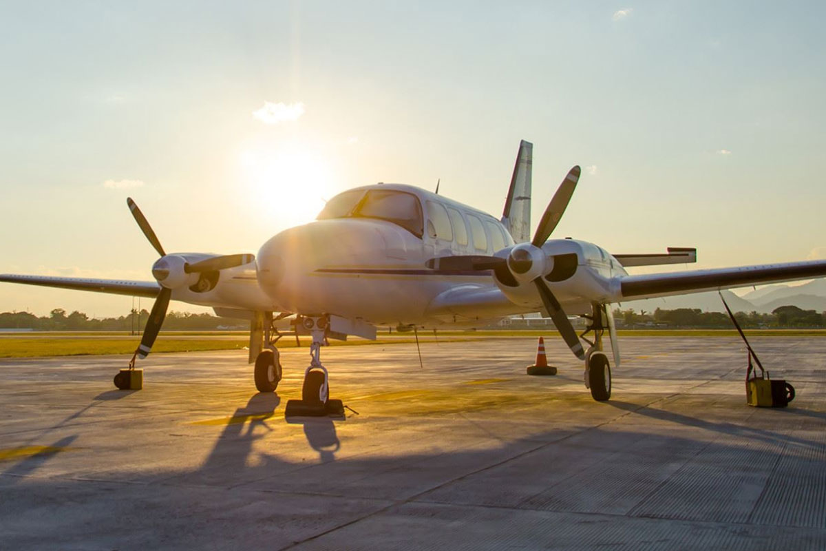 aurora airport 120621
