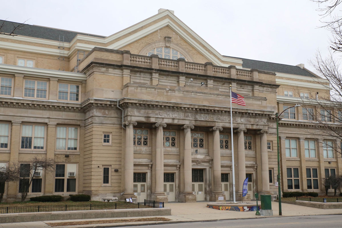 chi school bldg 080621