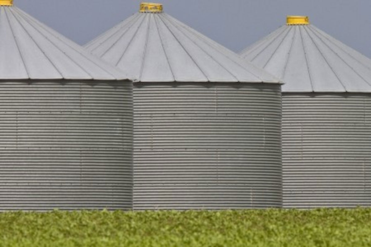 grain bins 101421