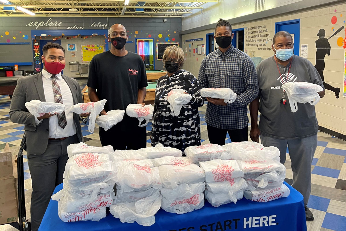 Turner provides 400 meals to community