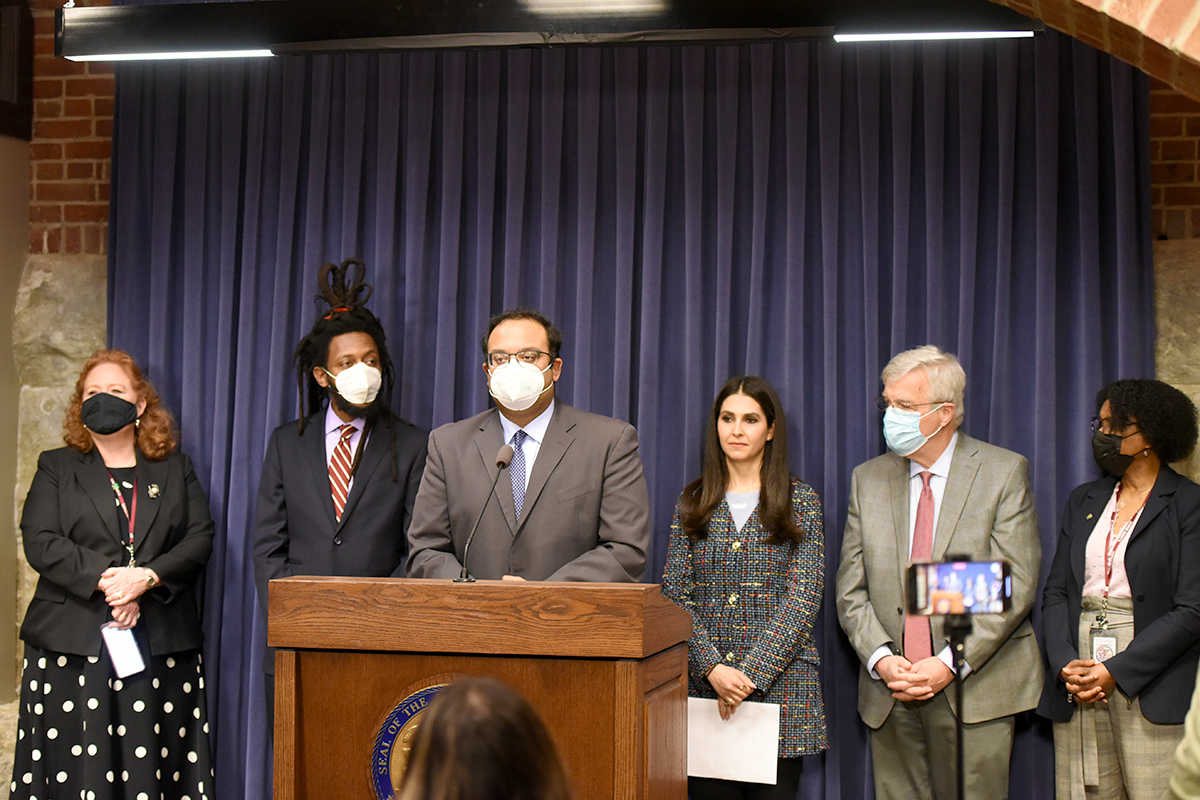 Sen. Ram Villivalam addresses reporters in Blueroom