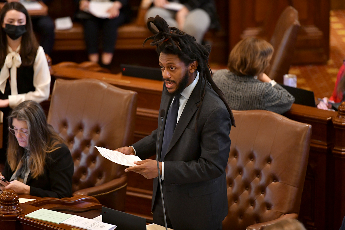 Sen. Mike Simmons