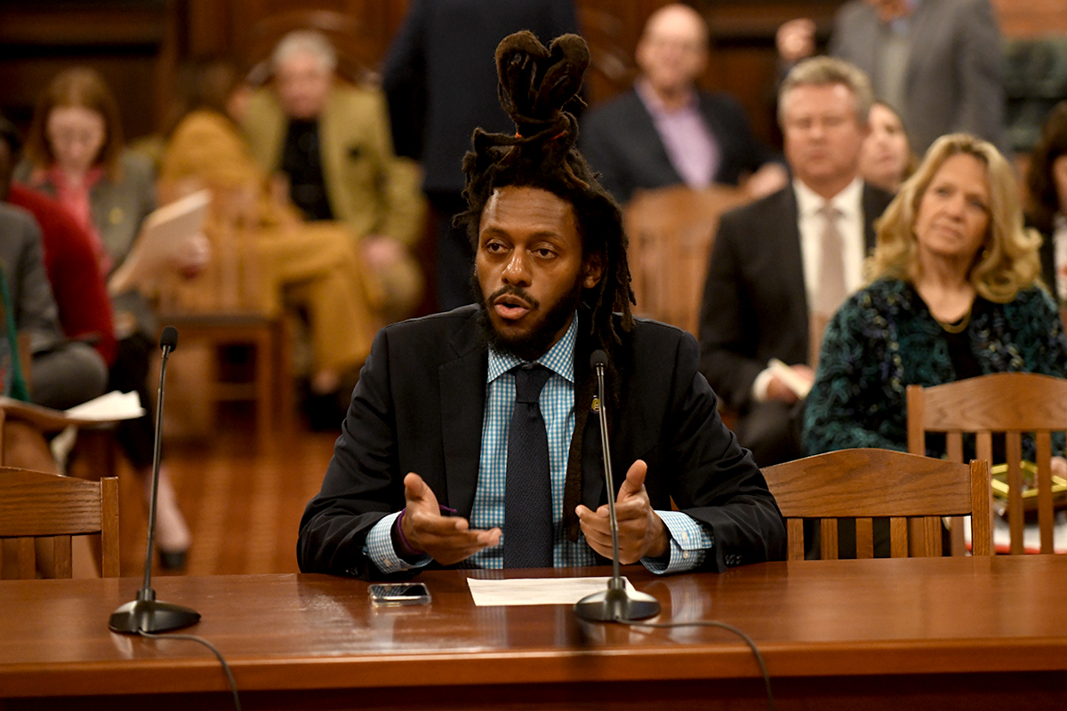 Sen. Mike Simmons