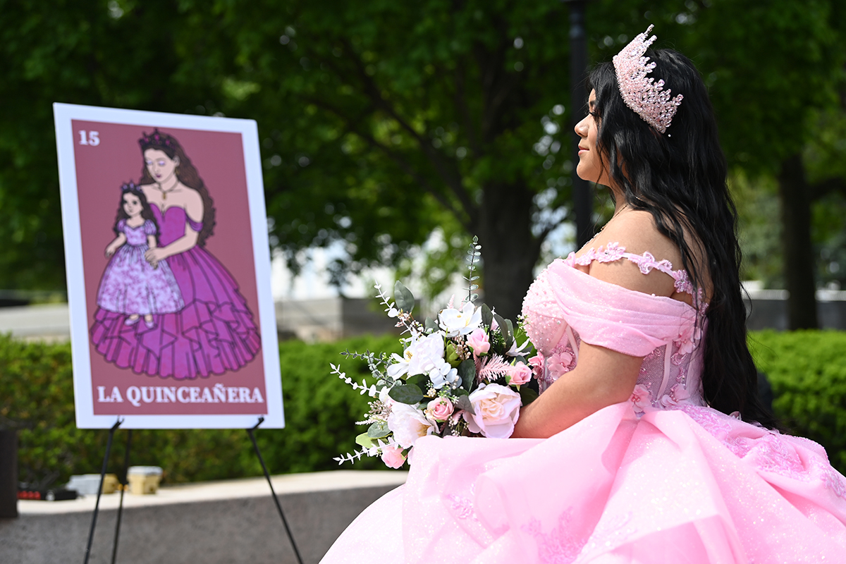 Quinceañera Day in Illinois