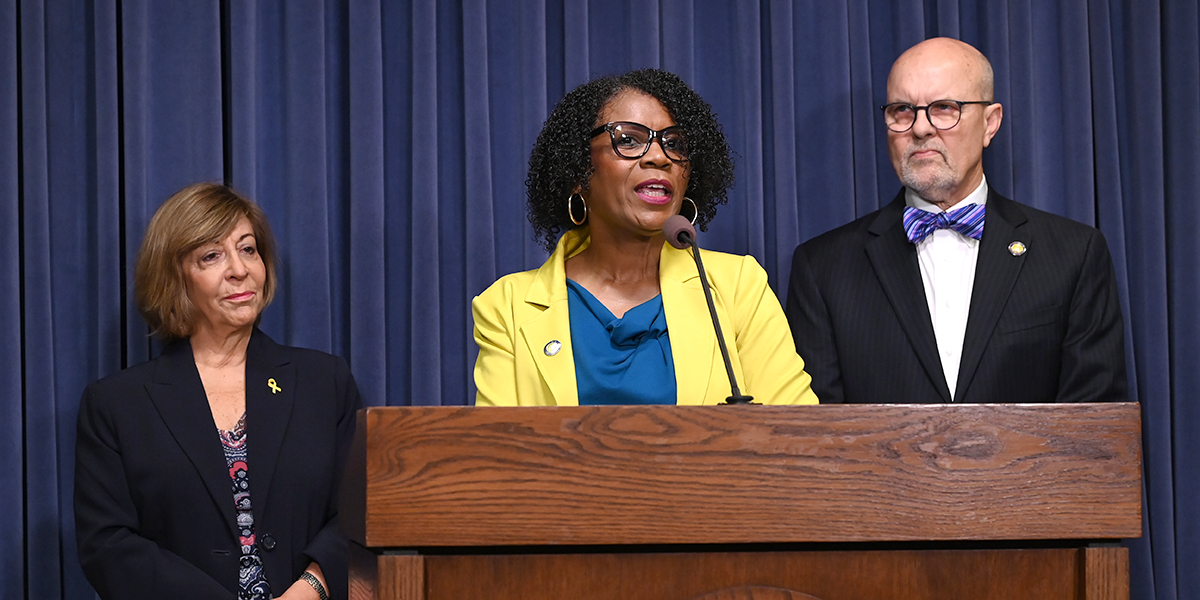 Senate Democrats outline plan to tackle teacher shortage