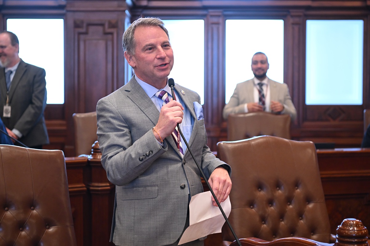 State Senator Paul Faraci speaks on the Senate floor