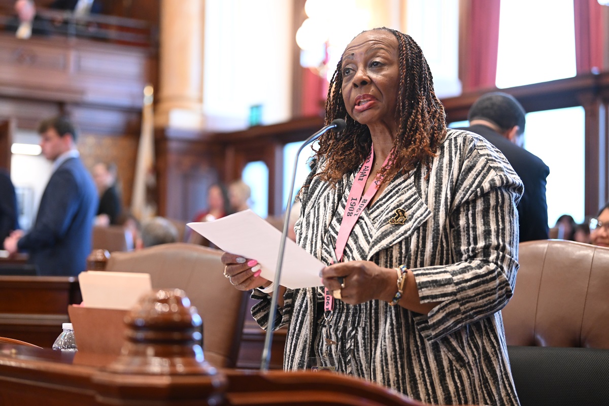 State Senator Mattie Hunter speaks on the Senate floor