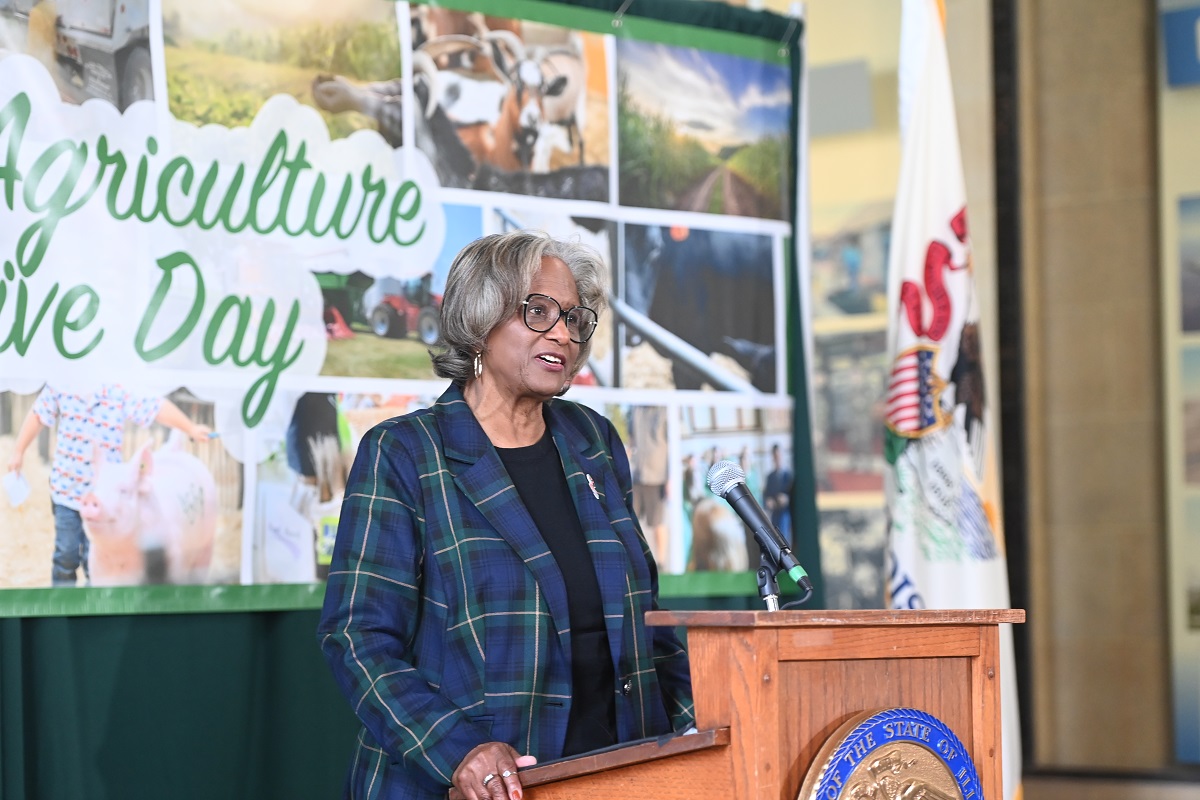 State Senator Doris Turner speaks during an Agriculture Legislative Day event