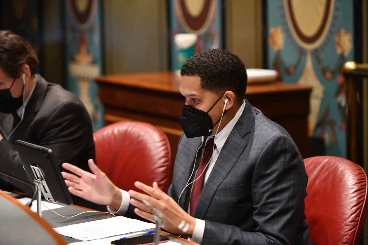 Senator Peters in Committee