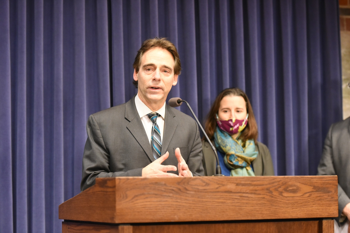 Sen. Steve Stadelman