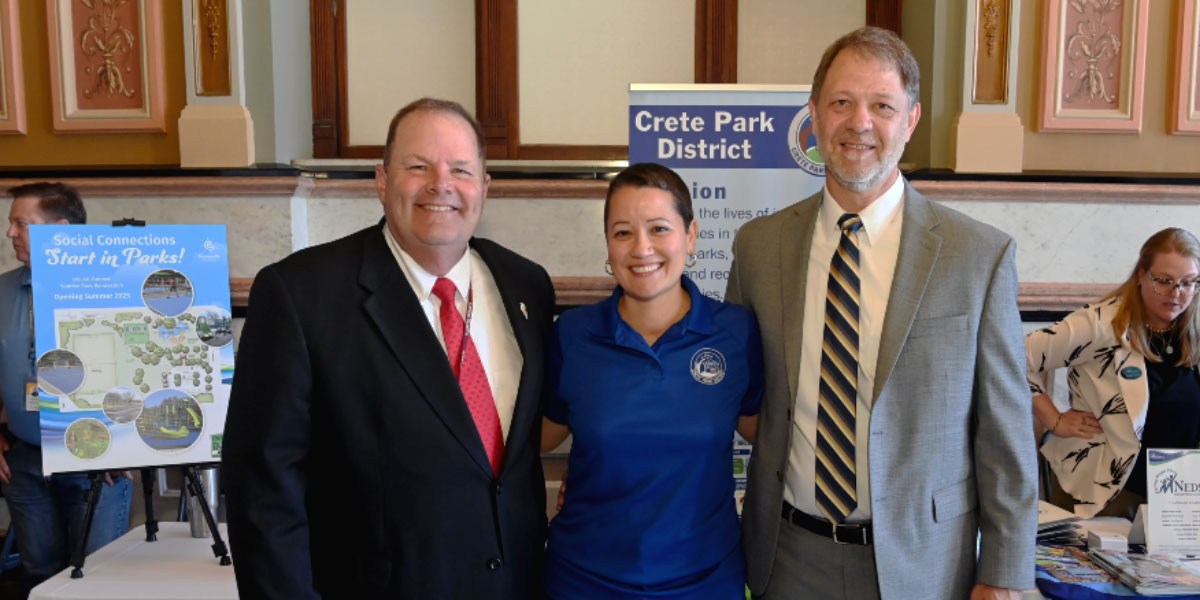 Illinois Senate Democrats commemorate local parks