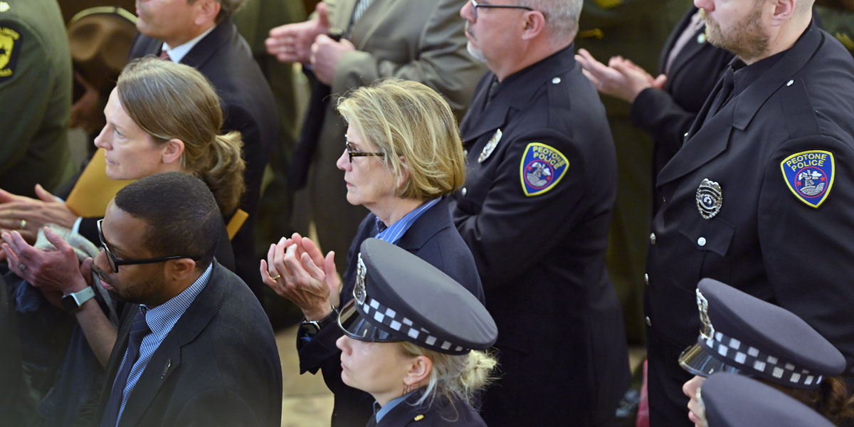Senate Democrats honor fallen police officers at Springfield ceremony